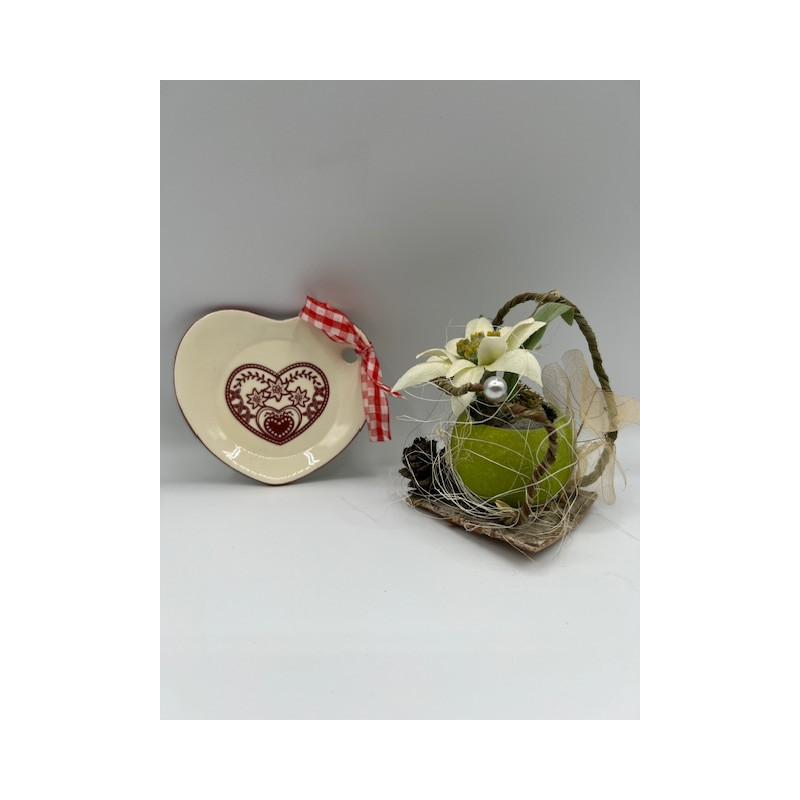 Repose sachet de thé en forme de coeur